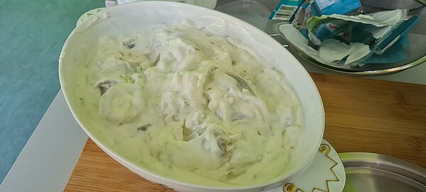 Heringssalat bringt Glück und Schutz im Neunerlei.